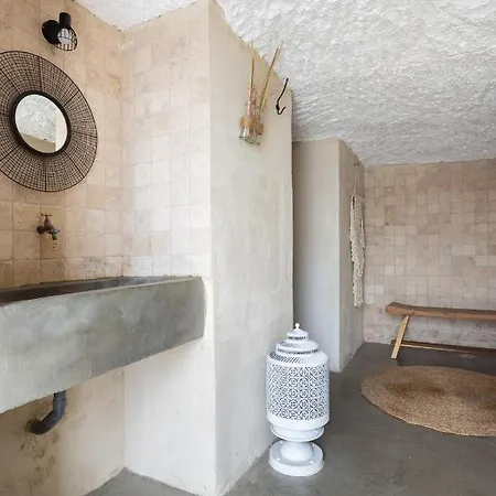 L2alma Villa *